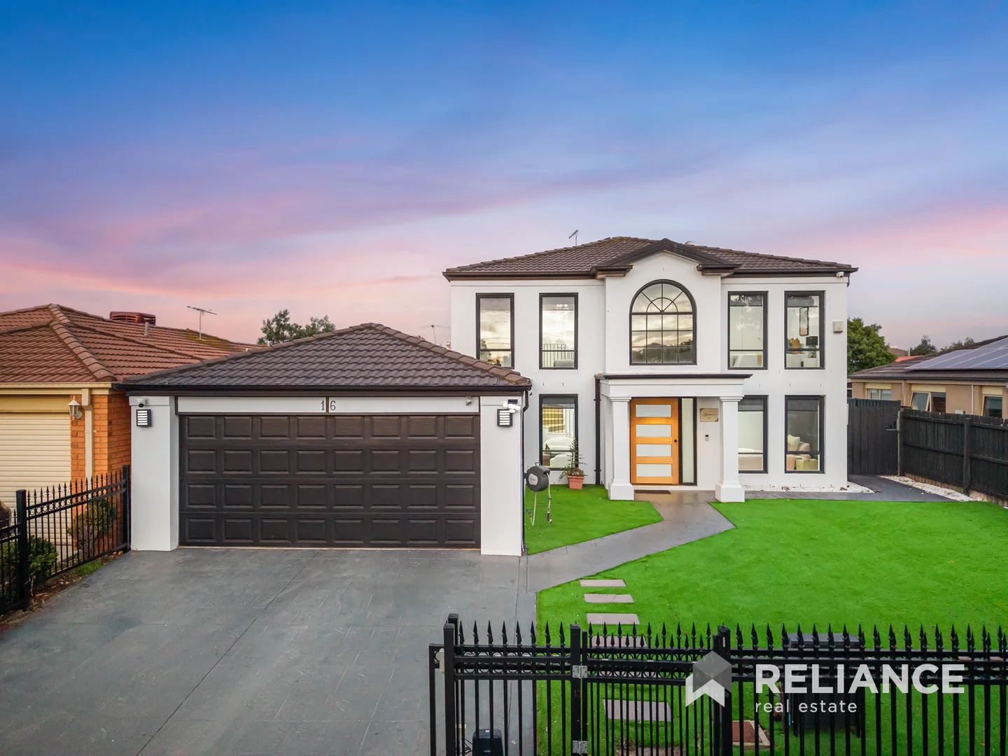 16 Finchley Park Crescent, Tarneit VIC 3029