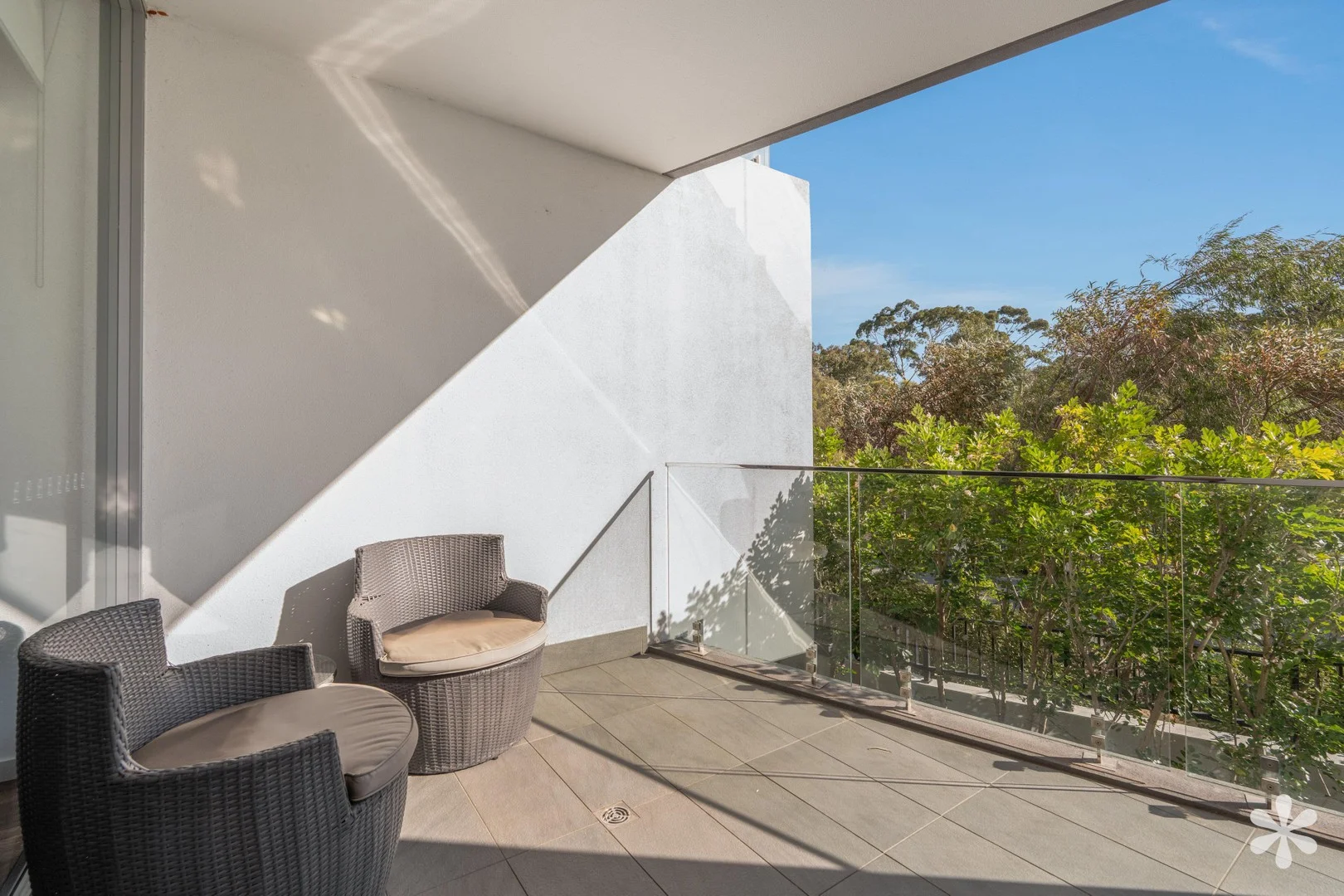 55/2 Milyarm Rise, Swanbourne WA 6010