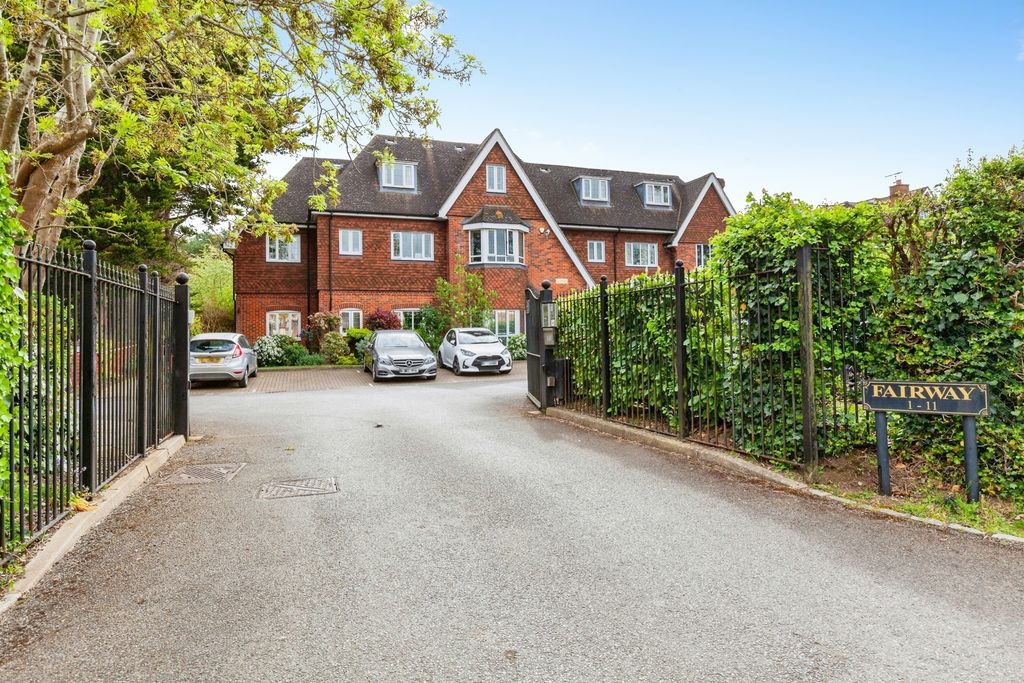 Additional image 26 of 2 bed flat for saleShoppenhangers Road, Maidenhead, Berkshire SL6