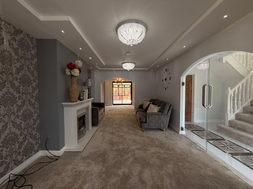 Additional image 18 of Oldacre Close, Sutton Coldfield, B76