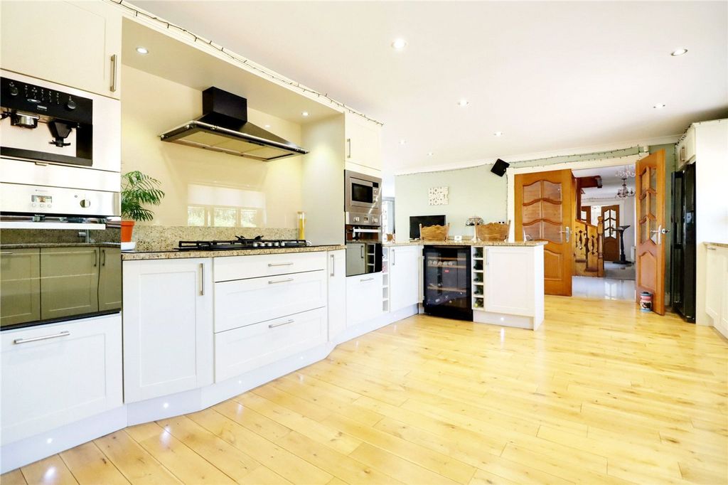 Additional image 18 of 6 bed detached house for saleGodnow Bridge, Crowle DN17