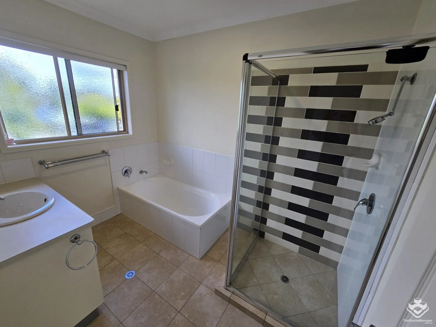 Additional image 9 of 2/5 Hilltop Court, Carina QLD 4152