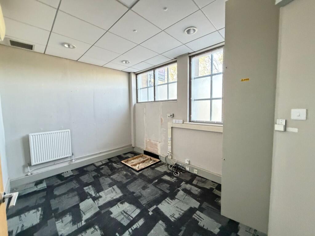 High Street, Smethwick, West Midlands, B66 photo 3