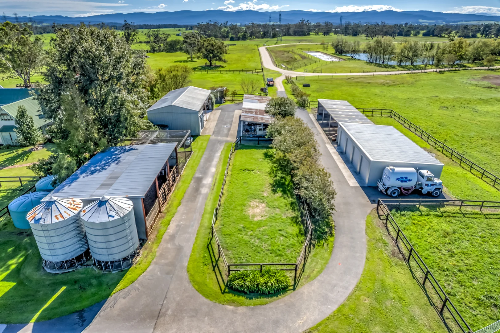 1 Princes Way, Longwarry North VIC 3816 photo 3