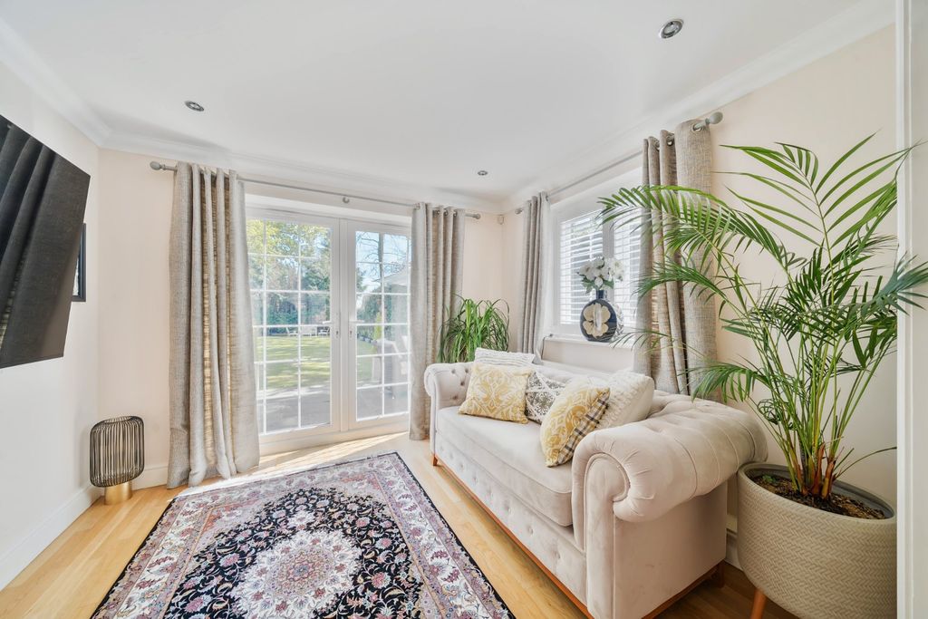Additional image 8 of 5 bed detached house for saleBassett Wood Drive, Bassett, Southampton, Hampshire SO16