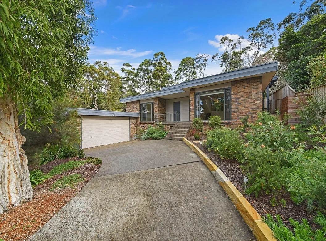 8 Paul Close, Hornsby Heights NSW 2077