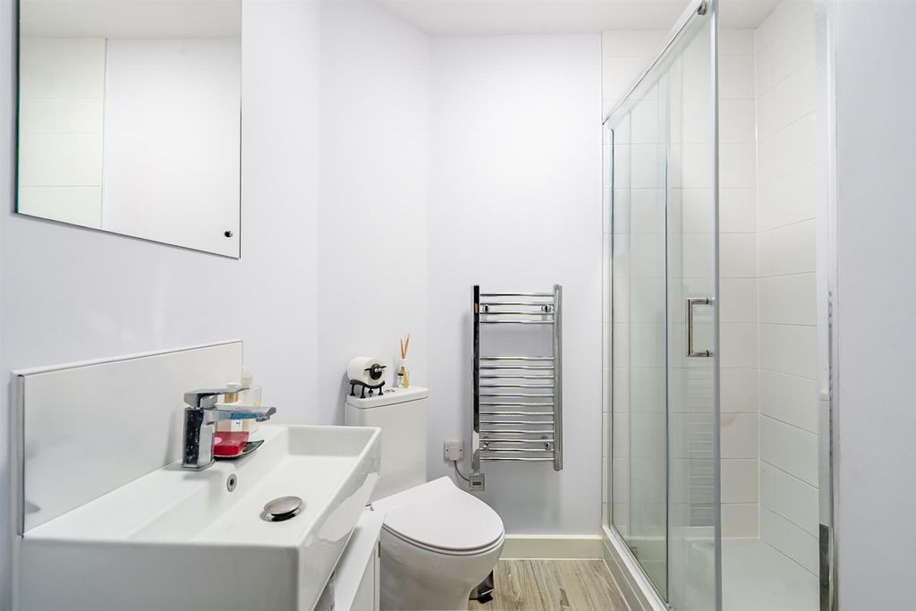 Additional image 7 of 1 bed flat for saleFifth Avenue, York YO31