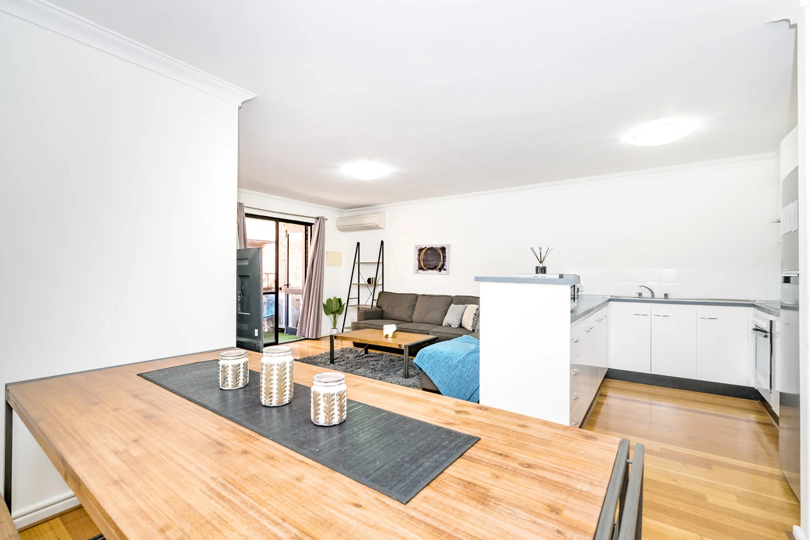 26/120 Lake St, Perth WA 6000 photo 2