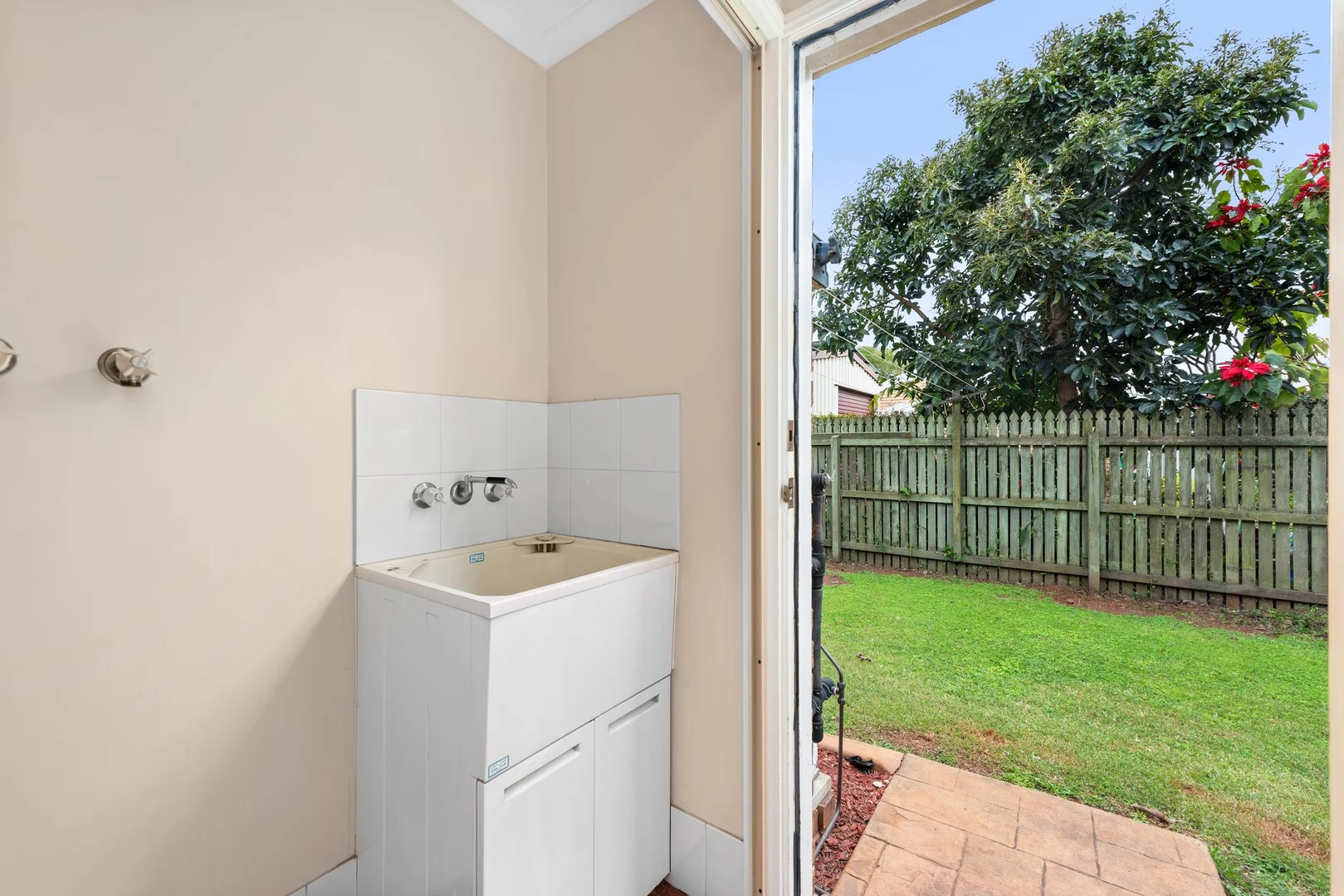 Additional image 7 of 3/245 Nelson Street, Kearneys Spring QLD 4350