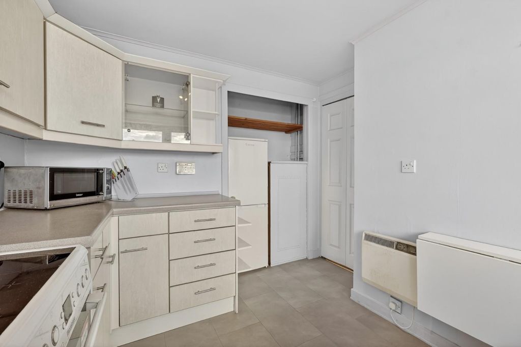 Additional image 9 of 2 bed flat for saleSpringfield Gardens, Largs KA30
