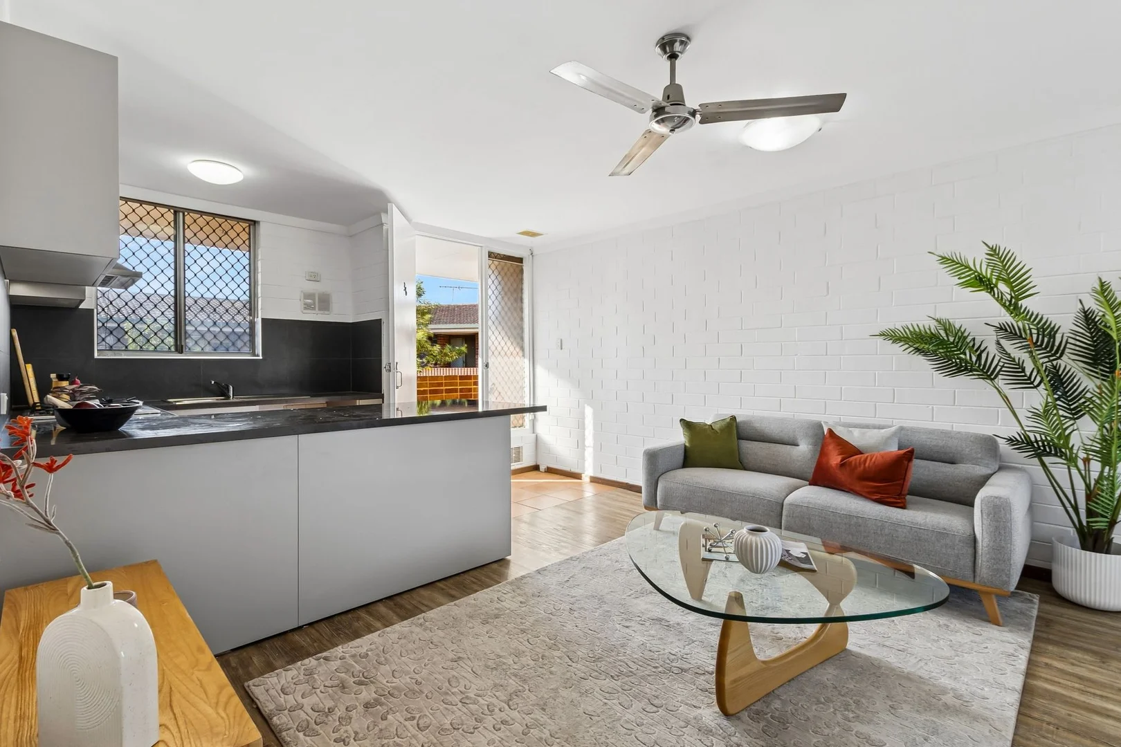 36B/49 Herdsman Parade, Wembley WA 6014 photo 3