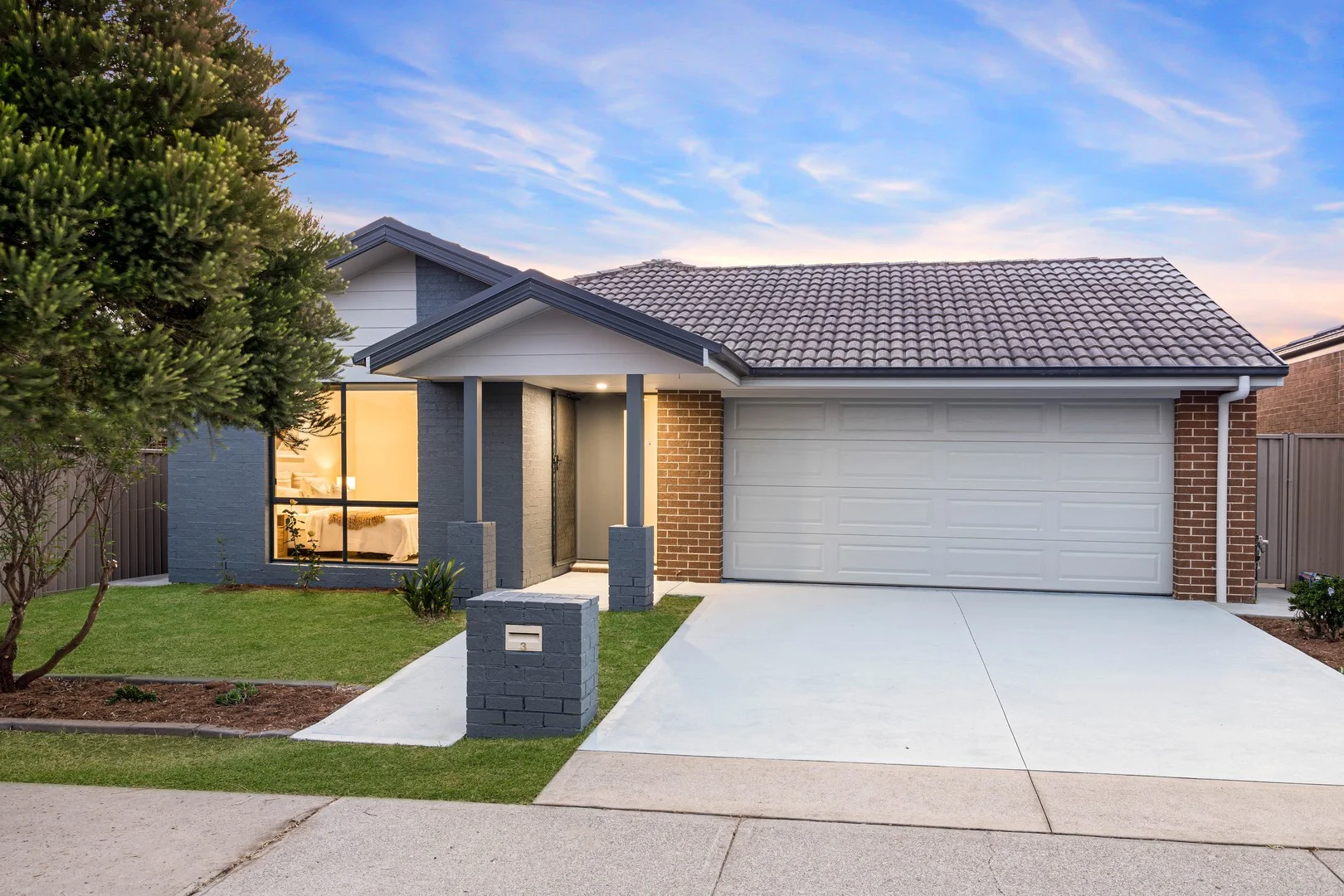 3 Adina Street, Jordan Springs NSW 2747