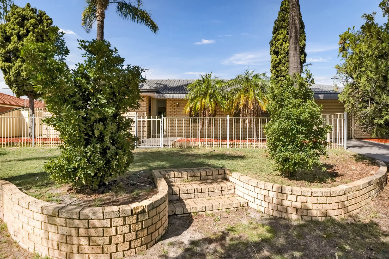 Additional image 2 of 64 Discovery Drive, Thornlie WA 6108