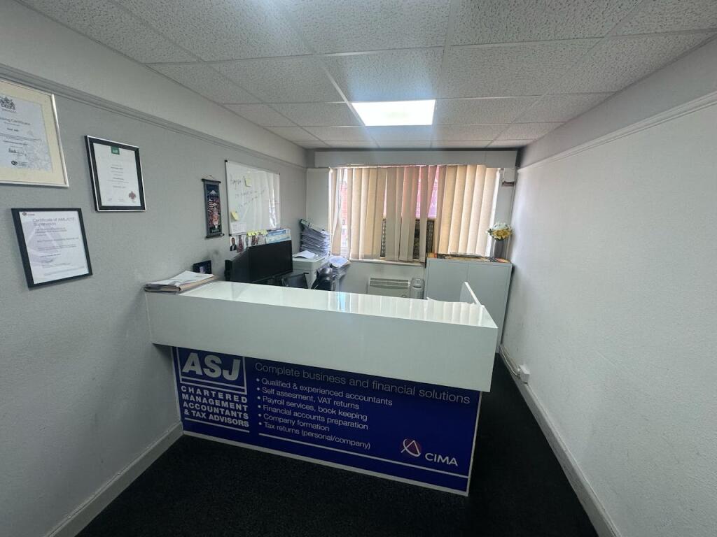 Additional image 3 of First and Second Floor Office, 320 Stratford Road, Shirley, Solihull, B90 3DN