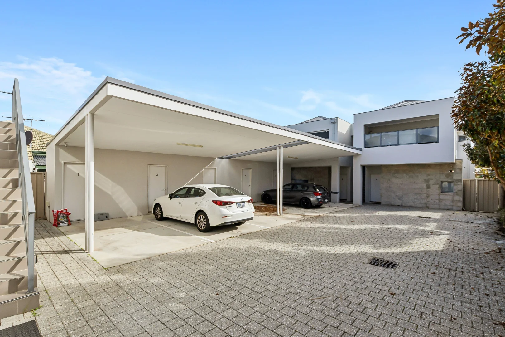 Additional image 2 of 2/151 Huntriss Road, Doubleview WA 6018