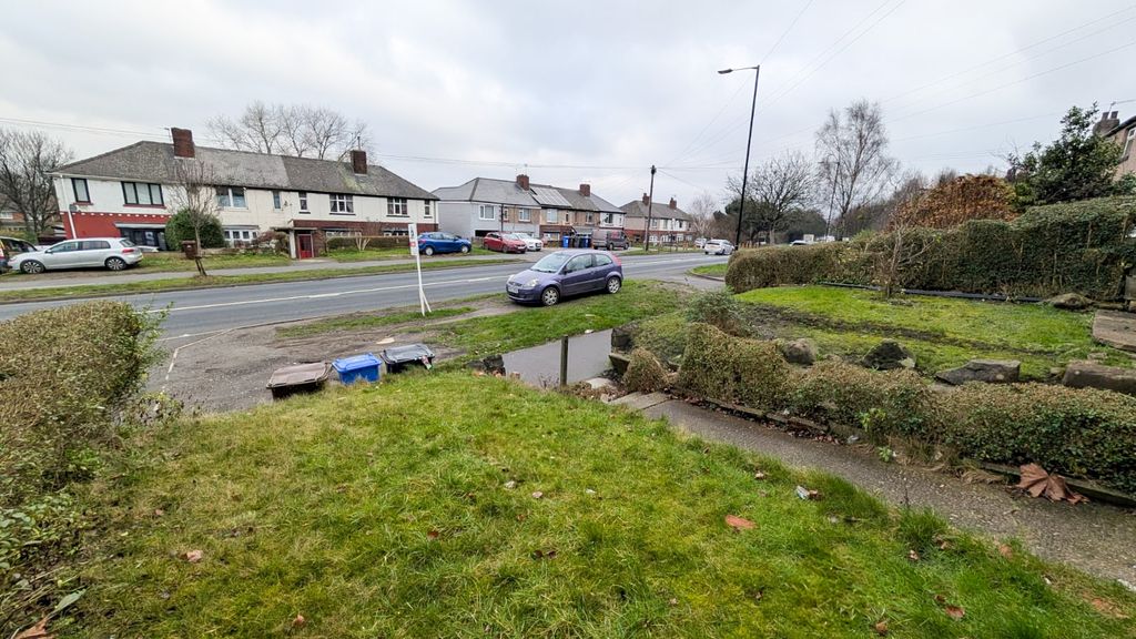 2 bed terraced house for saleBawtry Road, Sheffield S9
