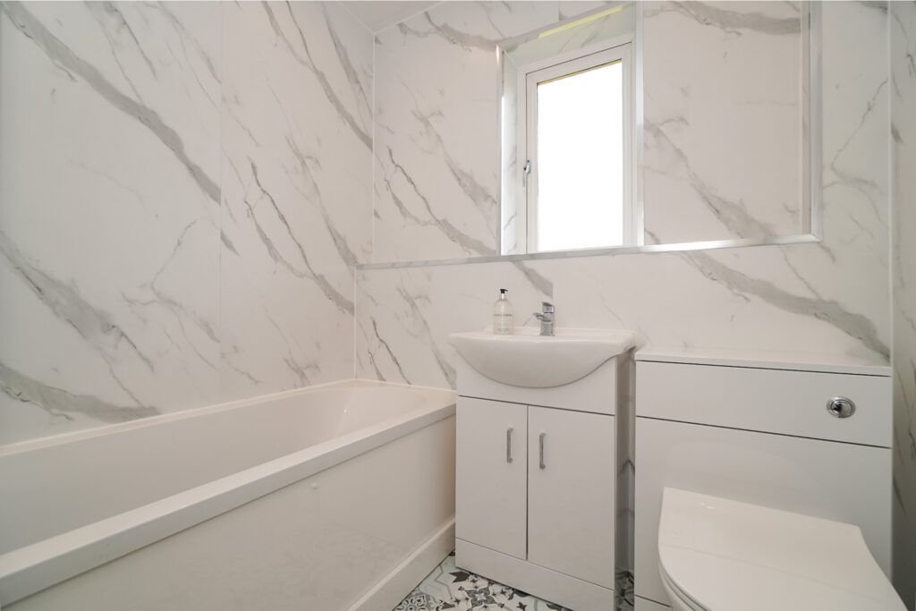 Additional image 6 of 1 bed flat for saleKestrel Court, Hardgate G81