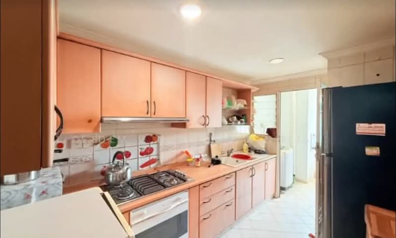 88 Hillview Avenue photo 4