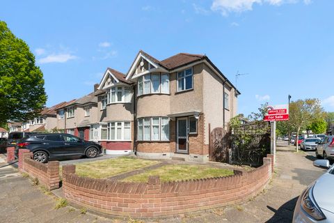 Danemead Grove, Northolt UB5