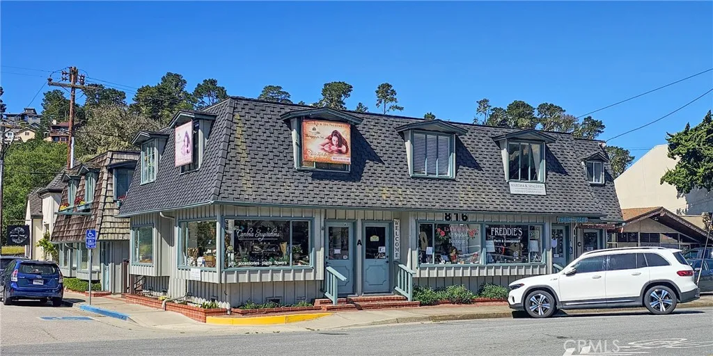 816 Main Street, Cambria, CA 93428