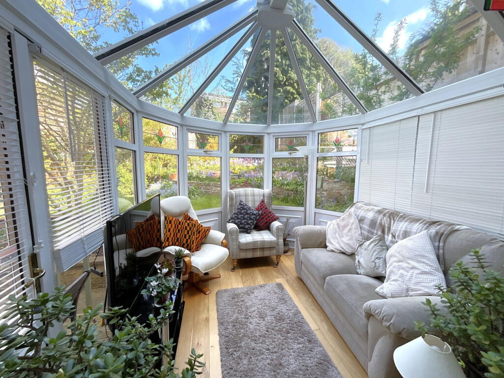Additional image 8 of CRADLEY HEATH, Castle Close