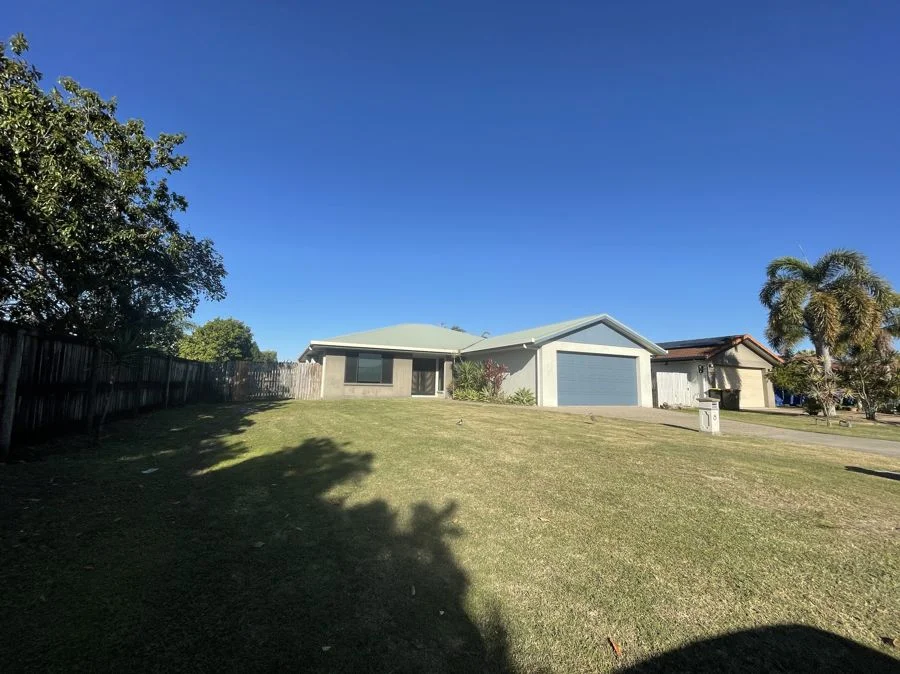 17 Victor Avenue, Glenella QLD 4740