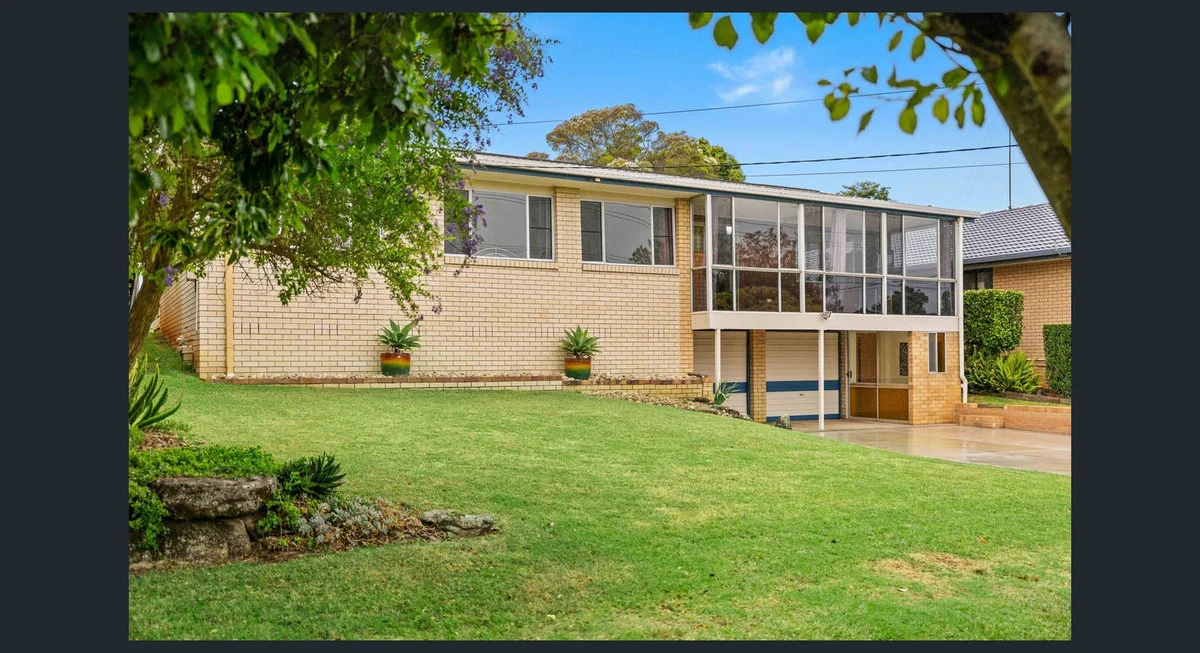 11 Debra Street, Centenary Heights QLD 4350