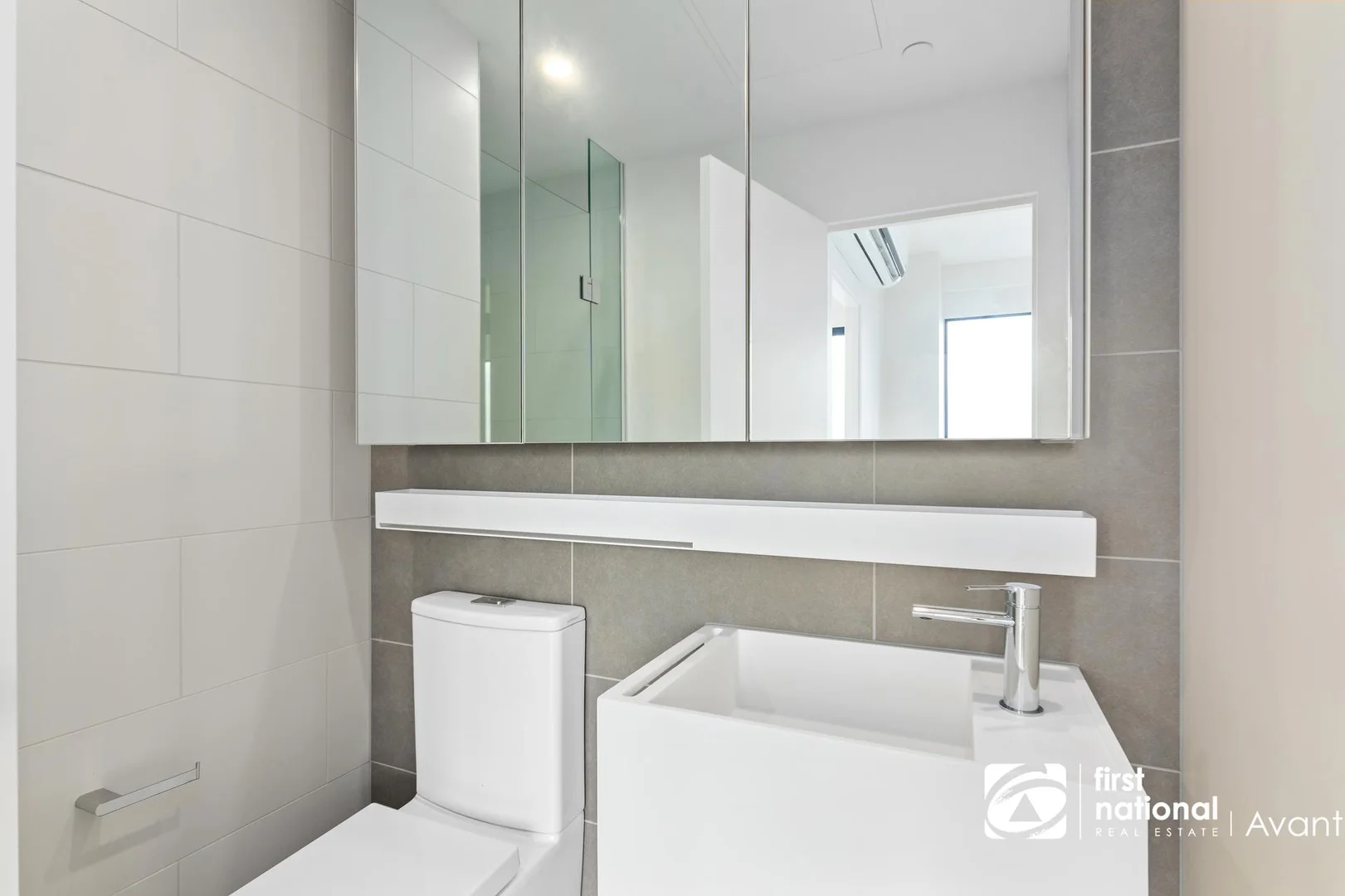 Additional image 7 of 2805/8 Pearl River Road, Docklands VIC 3008