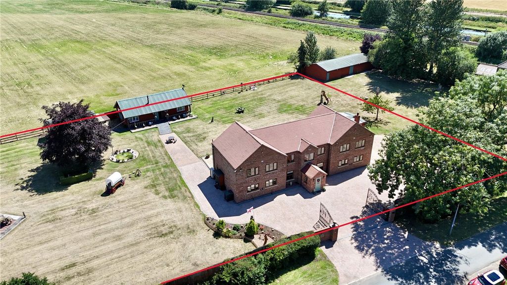 6 bed detached house for saleGodnow Bridge, Crowle DN17