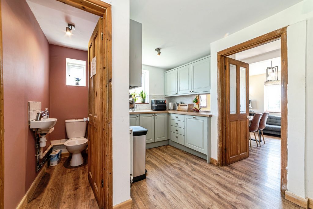 Additional image 11 of 3 bed semi-detached house for saleWestfield Crescent, Thatcham RG18