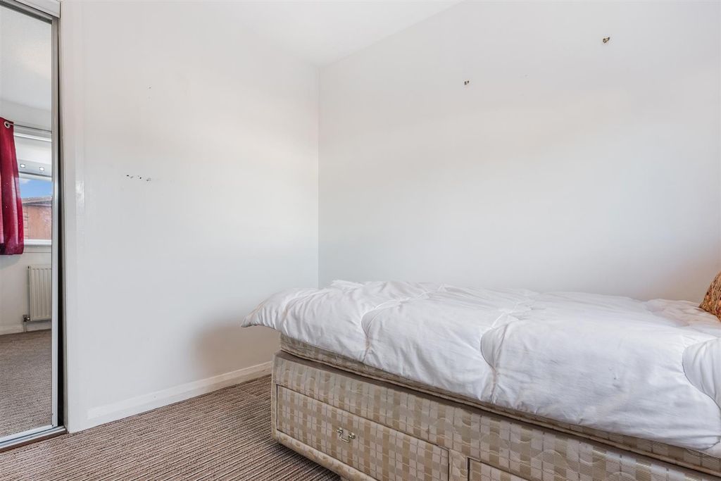 Additional image 18 of 2 bed flat for saleJane Rae Gardens, Clydebank G81
