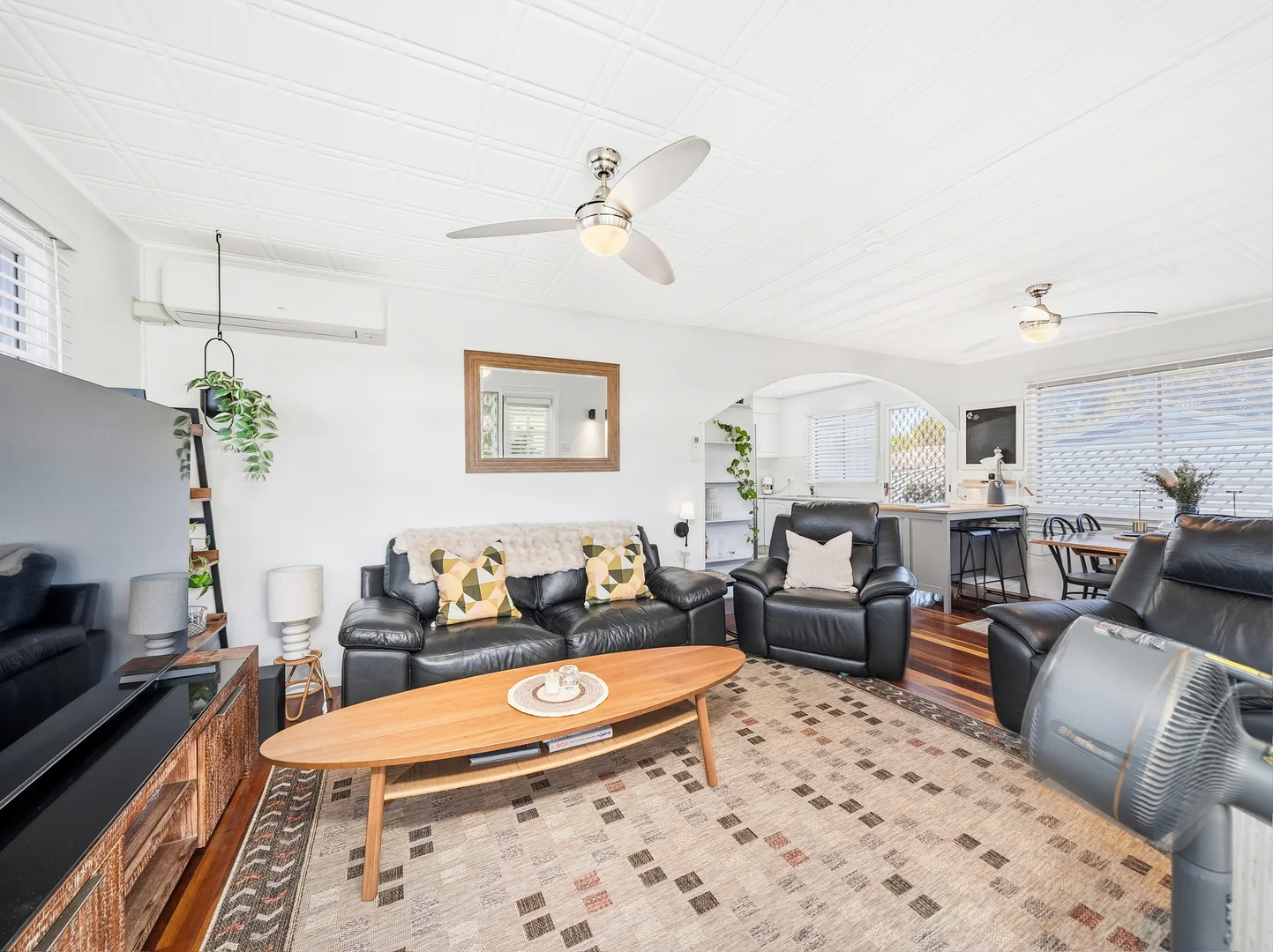2 Hinton Street, Redcliffe QLD 4020 photo 5