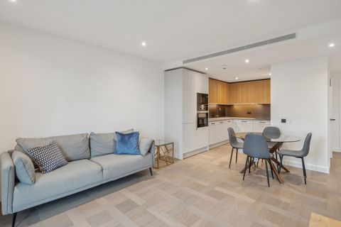 Boxwood Gardens, London E1W.