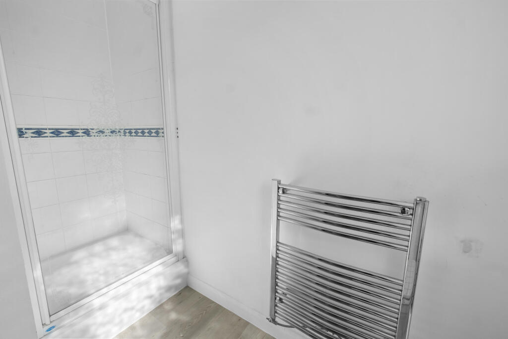 Additional image 18 of Royal Worcester Crescent, Bromsgrove B60 2TJ