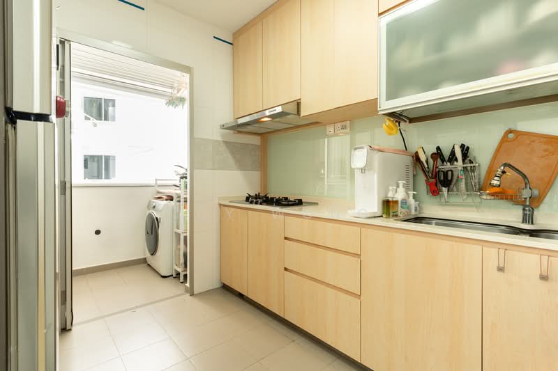 120C Canberra Crescent photo 5