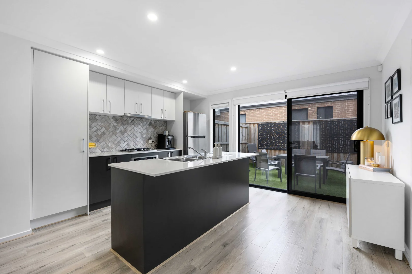 12 Marion Street, Deanside VIC 3336 photo 4