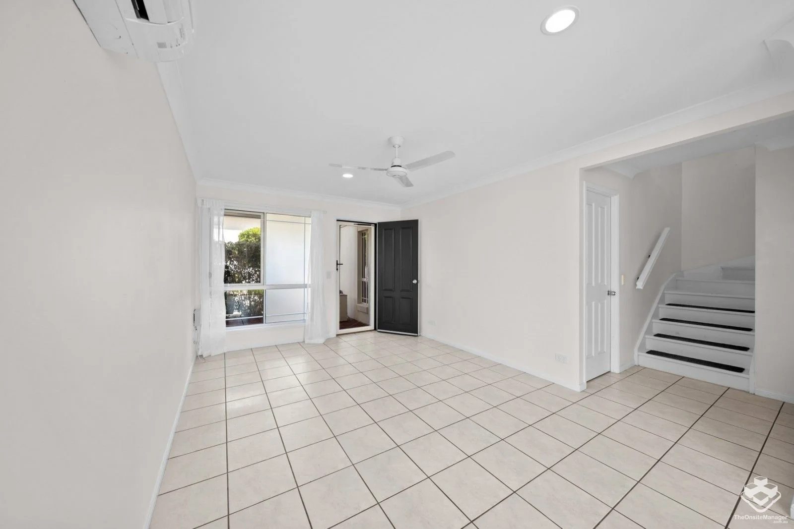 Additional image 2 of ID:21174049/8 Gemview Street, Calamvale QLD 4116