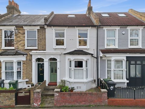 Buckland Road, Leyton E10