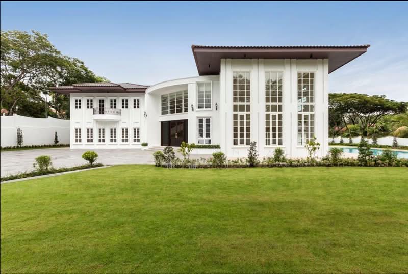 Tanglin Hill