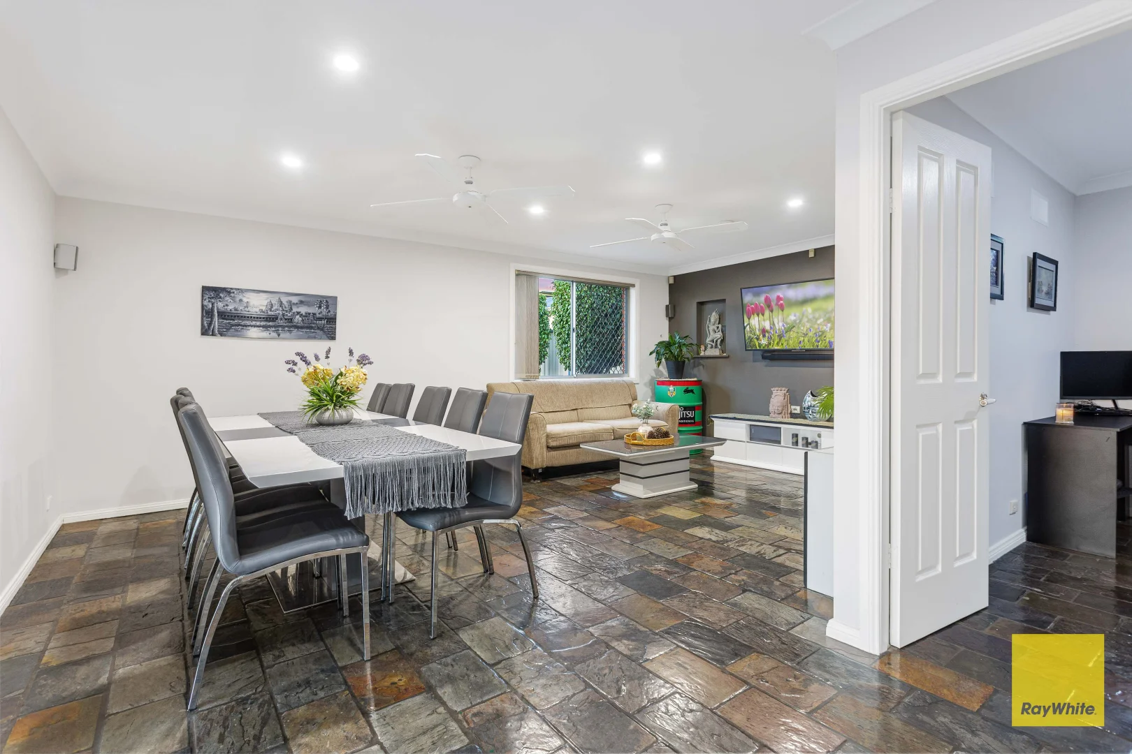 Additional image 6 of 10 Kisdon Crescent, Prospect NSW 2148