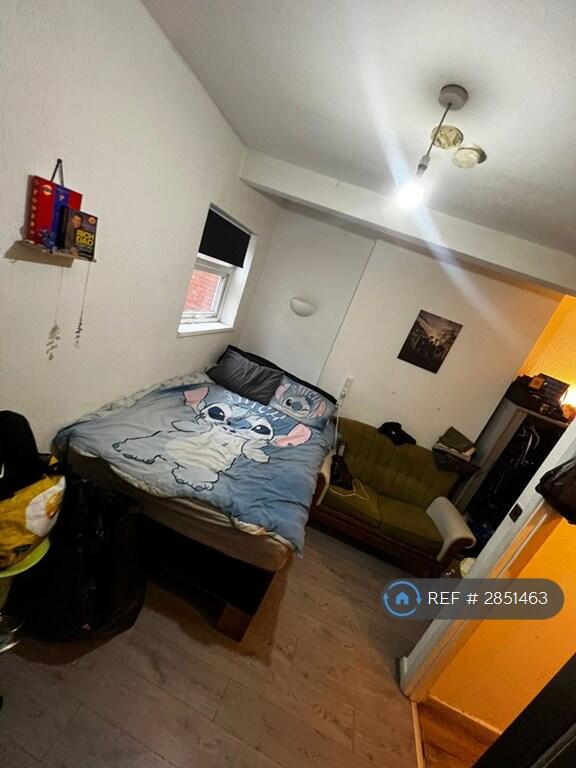 Alcester Road, Birmingham, B13