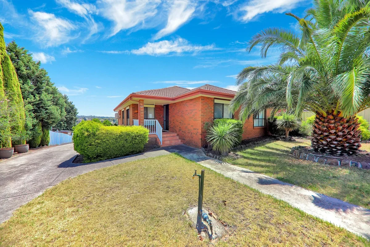 63 Rokewood Crescent, Meadow Heights VIC 3048