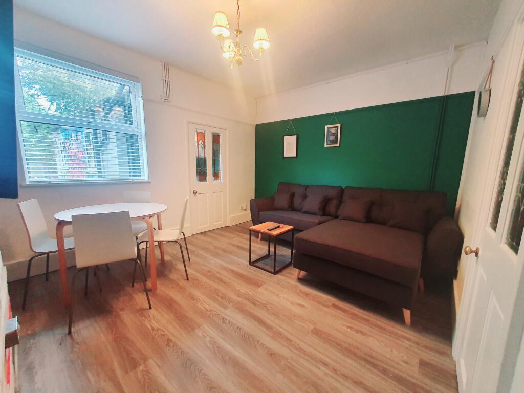 Reservoir Retreat - 4 bed, Edgbaston, West Midlands, B16