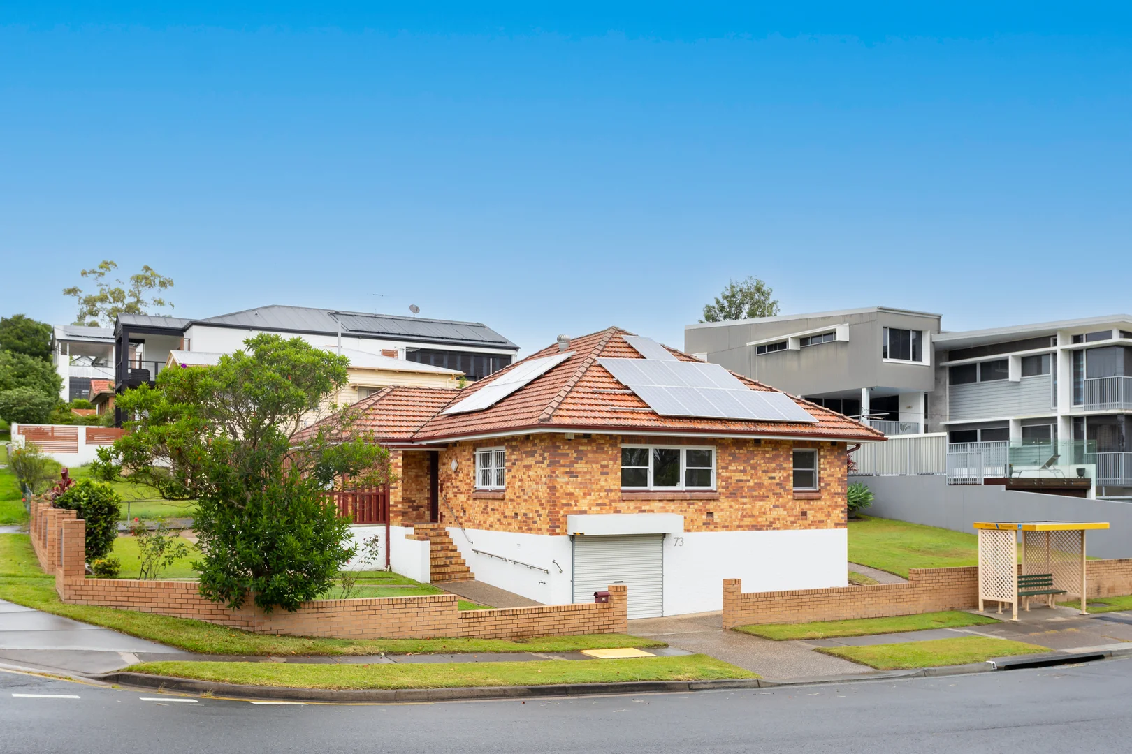 73 Perth Street, Camp Hill QLD 4152 photo 2