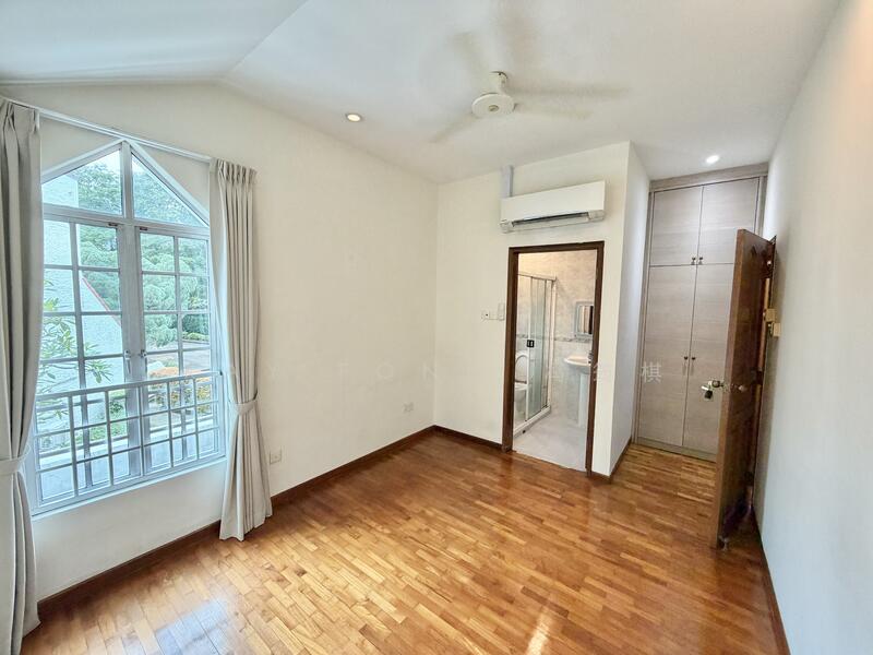 Whitley Road photo 5