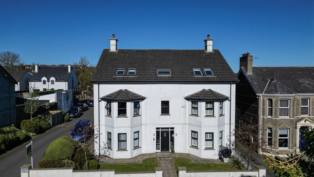 2 bed flat for saleSawyer Hill, Ballyclare BT39
