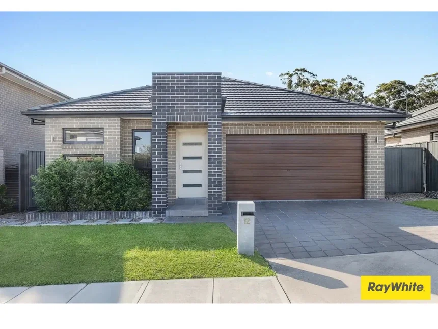 12 Trippe Street, Grantham Farm NSW 2765