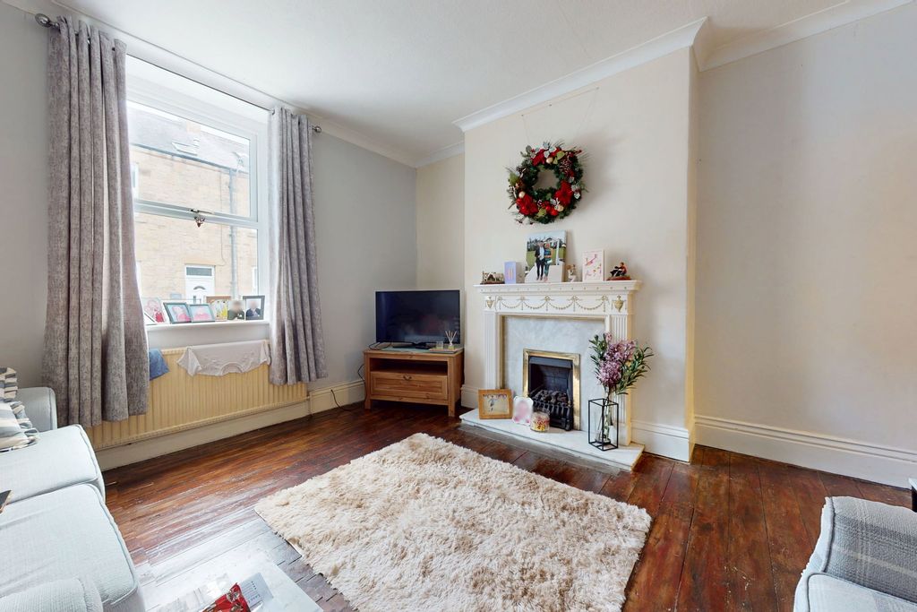 Additional image 2 of 2 bed flat for saleArgyle Terrace, Hexham, Northumberland NE46