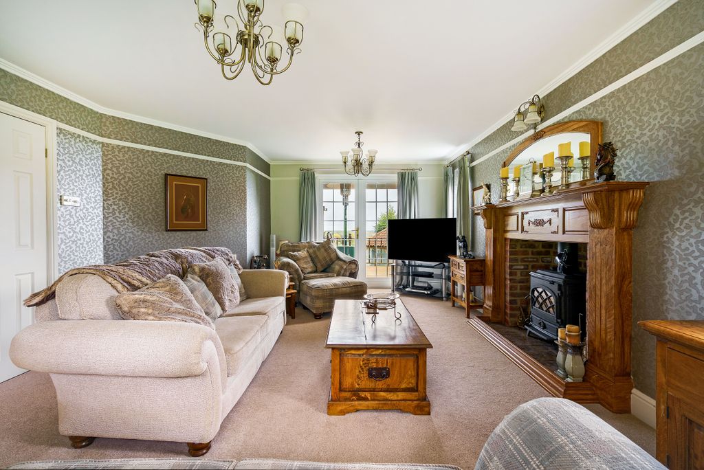 Additional image 3 of 5 bed detached house for saleBarton Street, Ashby-Cum-Fenby, Grimsby DN37