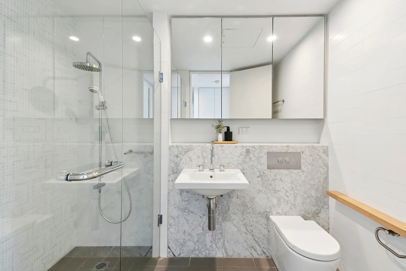 Additional image 16 of 43/3 Burbury Close, Barton ACT 2600